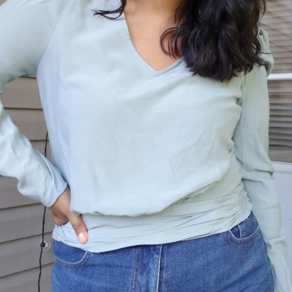 LE SAGE GREEN PUFF SLEEVE PLEATED TOP - Picture 7 of 16